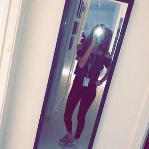 Meet your Posher, Roxanna